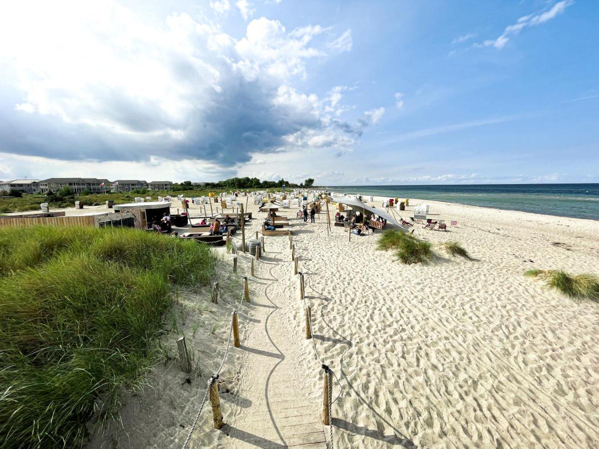 Derzeit Beliebt - Phaenomenaler Ausblick Auf Binnen- Und Ostsee ハイリゲンハーフェン エクステリア 写真