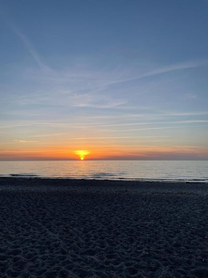 Derzeit Beliebt - Phaenomenaler Ausblick Auf Binnen- Und Ostsee ハイリゲンハーフェン エクステリア 写真