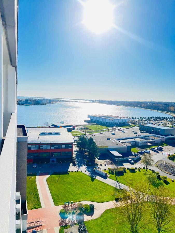 Derzeit Beliebt - Phaenomenaler Ausblick Auf Binnen- Und Ostsee ハイリゲンハーフェン エクステリア 写真